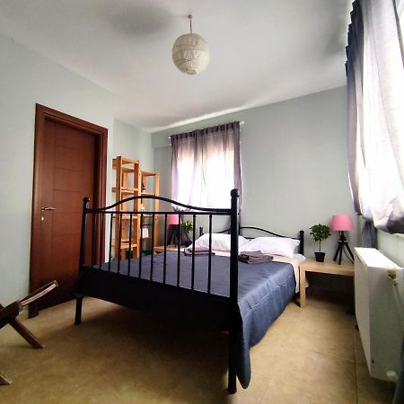 Gaia Guest House Peraía エクステリア 写真
